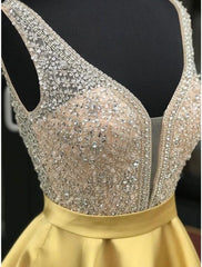 A-Line Homecoming Dresses Sparkle & Shine Dress Holiday Graduation Short / Mini Sleeveless V Neck Satin with Beading