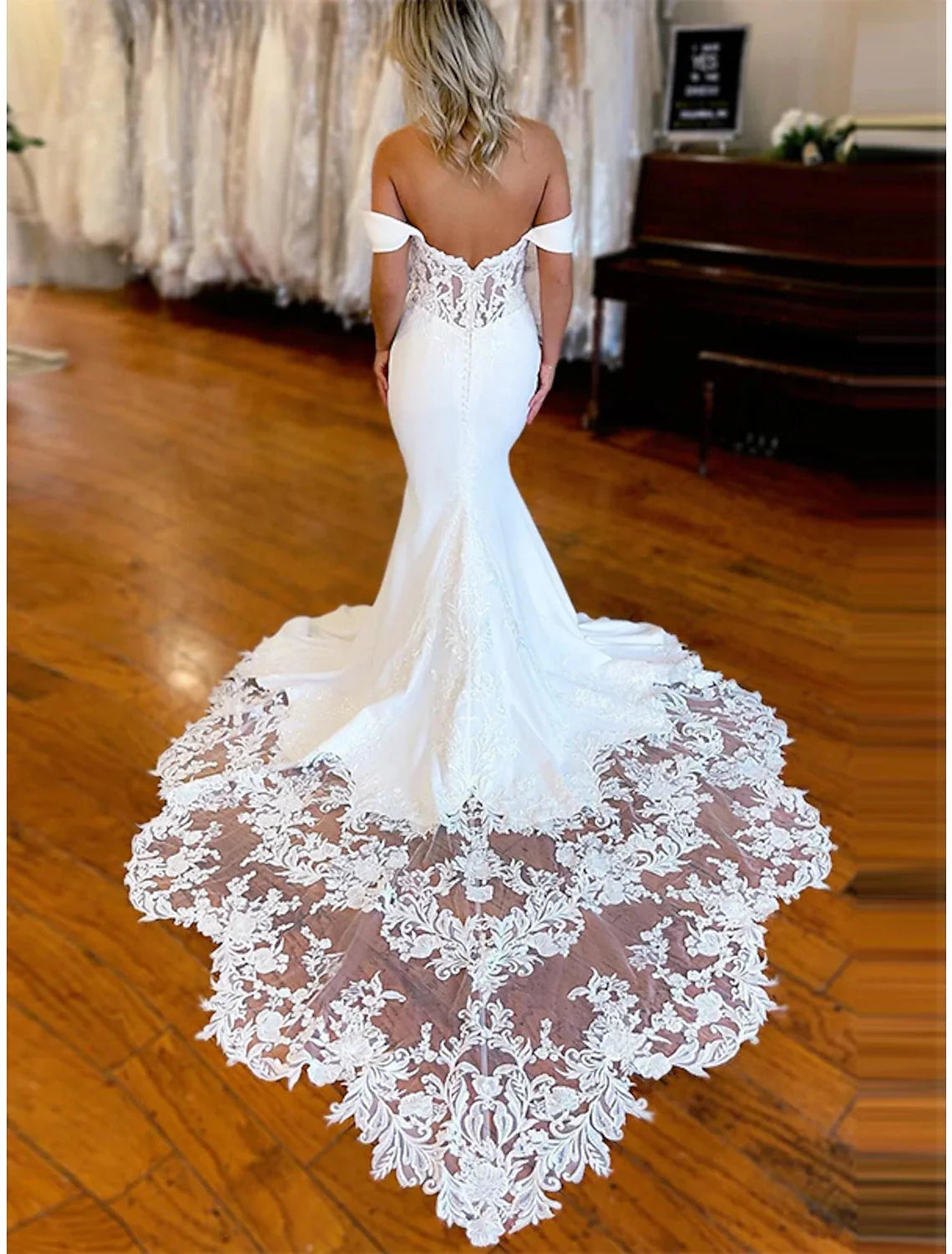 Formal Wedding Dresses Mermaid / Trumpet Off Shoulder Sleeveless Chapel Train Fabric Bridal Gowns With Appliques Summer Wedding Party Women's Clothing by YiHuiw