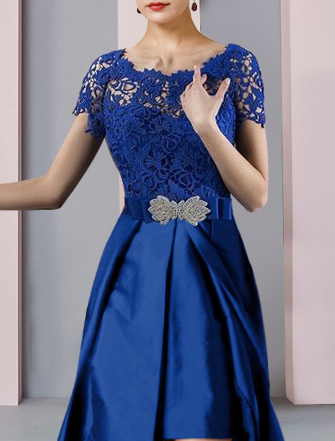 Two Piece Sheath / Column Mother of the Bride Dress Formal Church Elegant detachable Scoop Neck Knee Length Lace Taffeta Short Sleeve with Bow(s) Crystal Brooch by YiHuiw