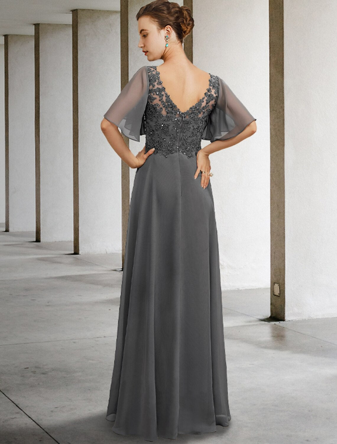 A-Line Mother of the Bride Dress Luxurious Elegant V Neck Floor Length Chiffon Lace Short Sleeve with Beading Appliques by YiHuiw